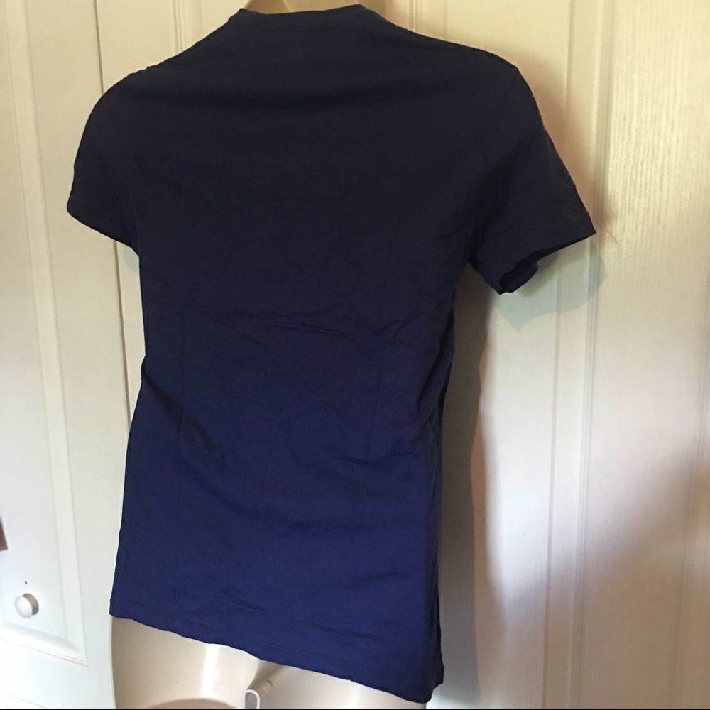 Club Monaco T-Shirt - Picture 2 of 3